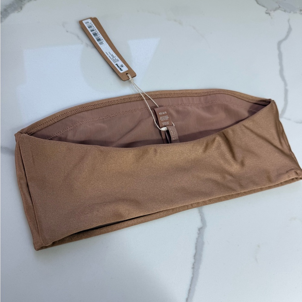 SKIMS Bandeau Top in Brown